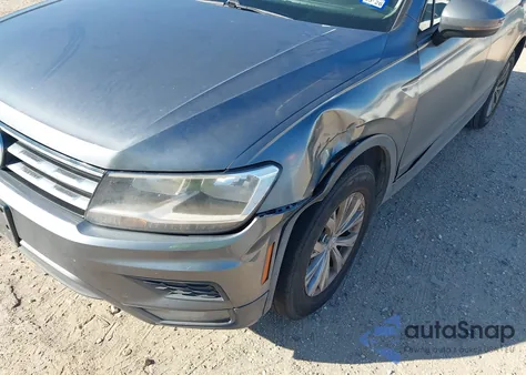 2018 Volkswagen Tiguan 2.0T S из США, поврежденный, VIN 3VV1B7AX1JM010295